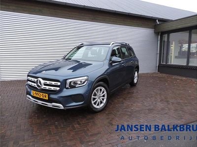 Blauw (metallic) Gebruikt 2021 Mercedes GLB180 Business SUV | € 29.885 (Goede deal)