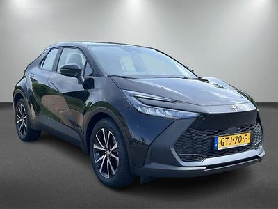Zwart Gebruikt 2024 Toyota C-HR Active SUV | € 33.901 (Duur)