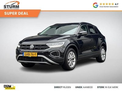 Zwart Gebruikt 2024 VW T-Roc Edition SUV | € 31.249 (Goede deal)