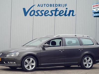 Bruin Gebruikt 2012 VW Passat Highline Stationwagen | € 6.950 (Eerlijke prijs)