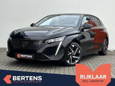 Zwart Gebruikt 2024 Peugeot 308 Allure Hatchback | € 23.895 (Eerlijke prijs)