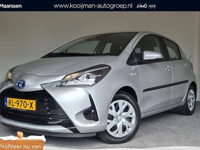 Grijs Occasion 2018 Toyota Yaris Hybrid Hatchback | € 16.249 (Eerlijke prijs)