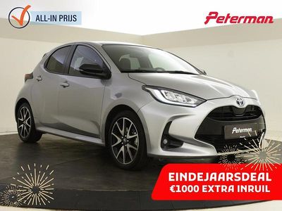 Zilver, metallic lak Gebruikt 2021 Toyota Yaris Hybrid Executive Hatchback | € 20.399 (Eerlijke prijs)