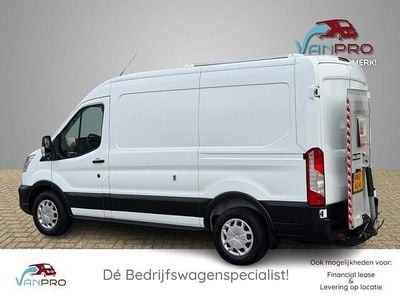 Wit Occasion 2022 Ford Transit Van | € 22.900 (Super prijs)