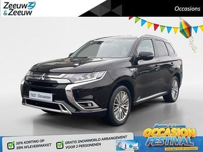 Zwart Gebruikt 2020 Mitsubishi Outlander Instyle SUV | € 21.440 (Eerlijke prijs)