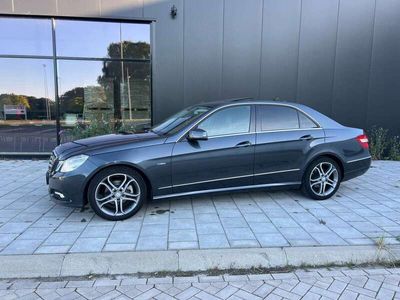 Mercedes E200