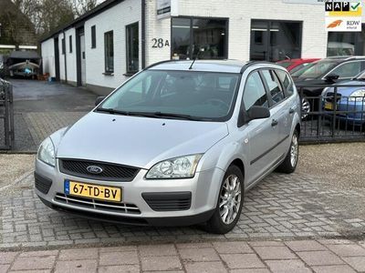 tweedehands Ford Focus Wagon 1.6-16V Champion airco/rijd goed!