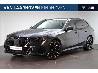 Grijs, metallic lak Occasion 2025 BMW i5 M Sport Sedan | € 75.950