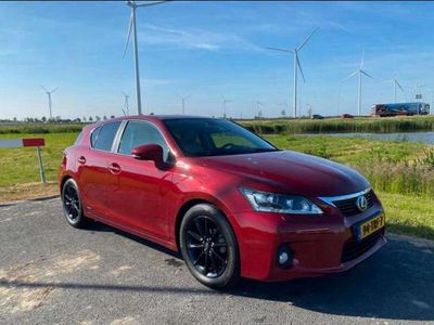 Lexus CT200h