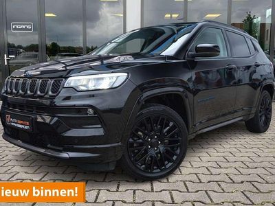 Zwart (metallic) Occasion 2022 Jeep Compass SUV | € 22.900 (Eerlijke prijs)