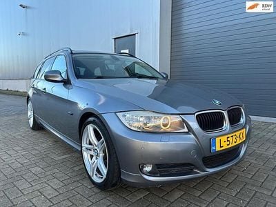 Grijs Occasion 2010 BMW 318 Executive Stationwagen | € 5.499 (Goede deal)