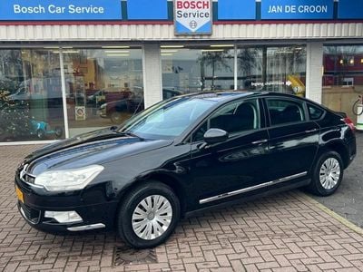 Zwart (metallic) Gebruikt 2010 Citroën C5 Comfort Sedan | € 5.940