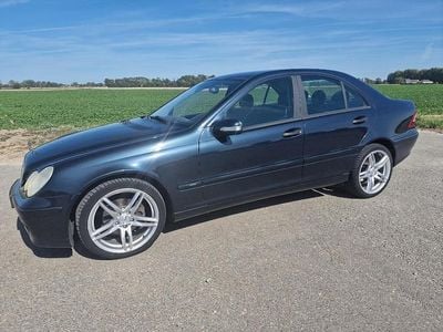 Mercedes C200