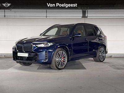Blauw (metallic) Occasion 2025 BMW X5 Performance SUV | € 111.900 (Duur)