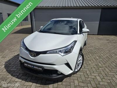 Wit Gebruikt 2017 Toyota C-HR Executive SUV | € 17.950 (Eerlijke prijs)