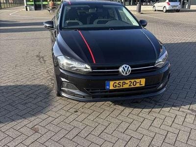 Zwart Occasion 2018 VW Polo Beats Hatchback | € 10.599 (Goede deal)