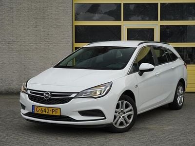 Wit Gebruikt 2019 Opel Astra Business Stationwagen | € 7.950 (Goede deal)