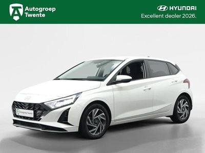 Wit Occasion 2024 Hyundai i20 Comfort Hatchback | € 18.900 (Goede deal)