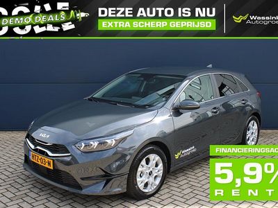 Grijs Gebruikt 2025 Kia Ceed Hatchback | € 32.094 (Duur)