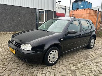 Occasion VW Golf IV 105 PK (77 kW) 2002 Zwart Hatchback