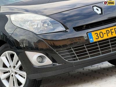 Zwart Occasion 2011 Renault Grand Scénic III MPV | € 3.425 (Eerlijke prijs)