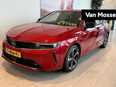 Occasion Opel Astra Business Elegance 131 PK (96 kW) 2023 Rood Hatchback