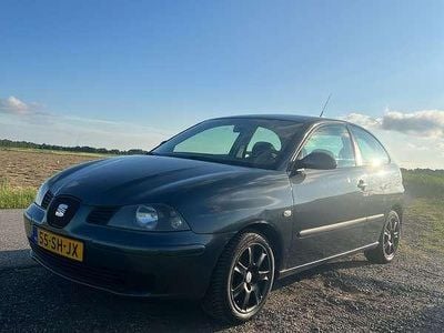 Occasion Seat Ibiza 75 PK (55 kW) 2006 Grijs Sedan
