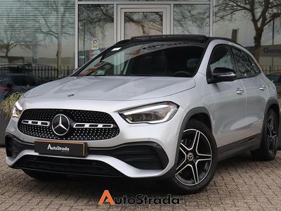 Grijs Occasion 2020 Mercedes GLA200 AMG line SUV | € 32.895 (Eerlijke prijs)