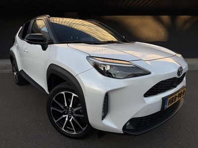 Wit (metallic) Occasion 2024 Toyota Yaris Cross Sport SUV | € 34.995 (Iets duurder)
