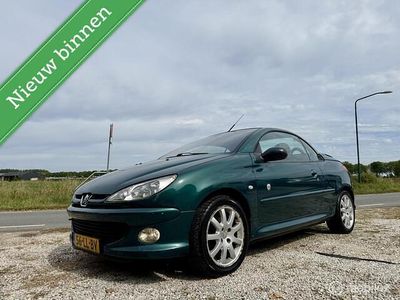 Groen Gebruikt 2003 Peugeot 206 CC Roland Garros Cabriolet | € 1.299 (Eerlijke prijs)