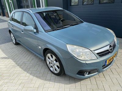 tweedehands Opel Signum 2.8 V6 Executive 2005 automaat benzine sport