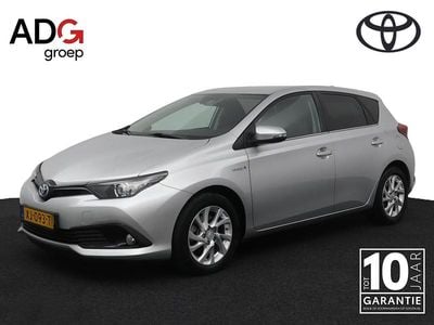 Grijs Gebruikt 2019 Toyota Auris Hybrid Plus Hatchback | € 17.950 (Eerlijke prijs)