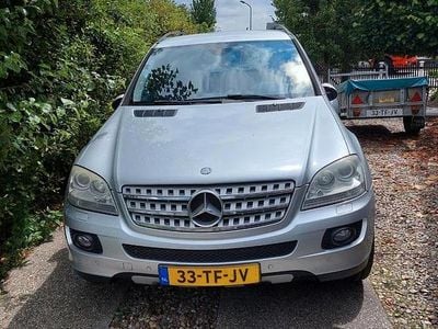 Gebruikt 2006 Mercedes ML320 SUV | € 8.000 (Duur)