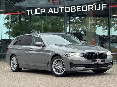 Grijs Gebruikt 2021 BMW 530e Stationwagen | € 30.449 (Goede deal)