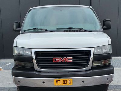 GMC Savana