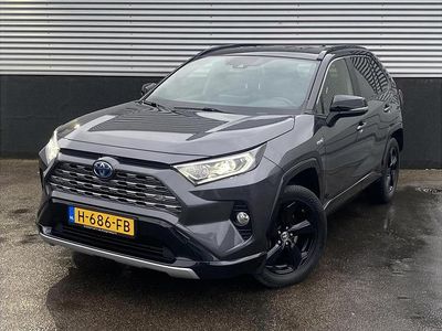 Grijs Occasion 2020 Toyota RAV4 Hybrid SUV | € 31.749 (Duur)