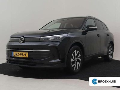 Zwart Occasion 2025 VW Tiguan Life SUV | € 43.900 (Goede deal)