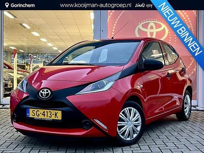 Rood Occasion 2018 Toyota Aygo Hatchback | € 8.450 (Eerlijke prijs)