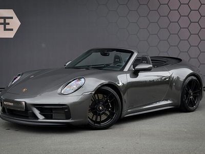 Porsche 911 Carrera 4 GTS