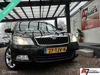 Zwart Occasion 2012 Skoda Octavia Business Line Stationwagen | € 2.799 (Goede deal)