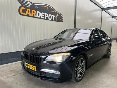 Zwart Gebruikt 2011 BMW 750 Executive Sedan | € 16.499