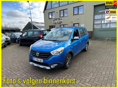 tweedehands Dacia Lodgy 1.2 TCe Stepway 7-persoons - Prijs inclusief 12 maanden BOVAG-garantie en afleveren -