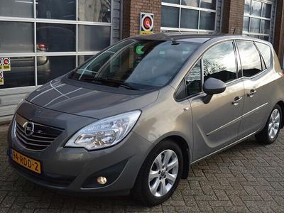 Bruin (metallic) Gebruikt 2011 Opel Meriva Cosmo MPV | € 4.600 (Eerlijke prijs)