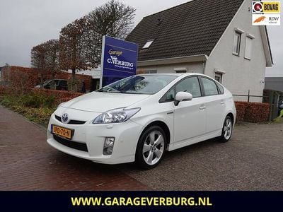 Wit (metallic) Gebruikt 2010 Toyota Prius Executive Hatchback | € 8.950 (Eerlijke prijs)