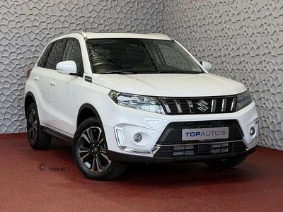 Wit Occasion 2025 Suzuki Vitara Style SUV | € 27.390 (Eerlijke prijs)