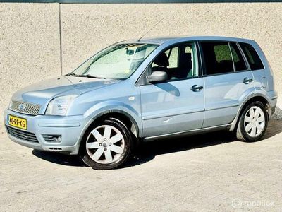 Occasion Ford Fusion Futura 80 PK (58 kW) 2005 Grijs MPV