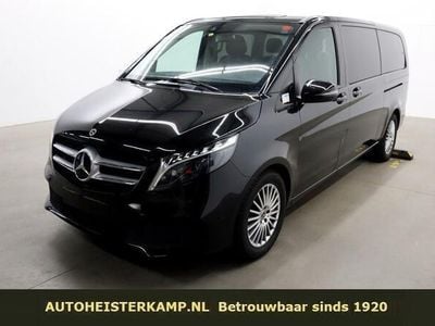 Zwart Gebruikt 2023 Mercedes V250 Edition MPV | € 86.950