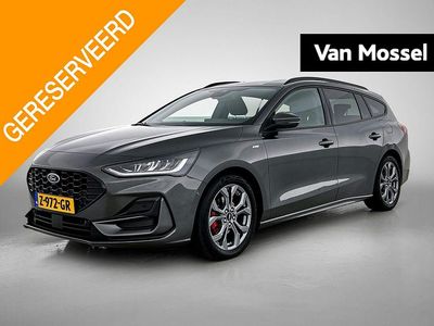Grijs Gebruikt 2024 Ford Focus ST-Line X Stationwagen | € 25.945 (Eerlijke prijs)