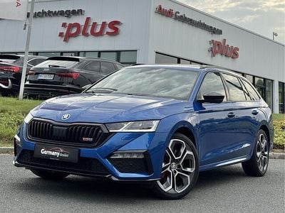 Blauw, metallic lak Gebruikt 2021 Skoda Octavia RS Stationwagen | € 33.949 (Duur)