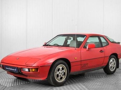 Rood Occasion 1987 Porsche 924 Coupé | € 9.900
